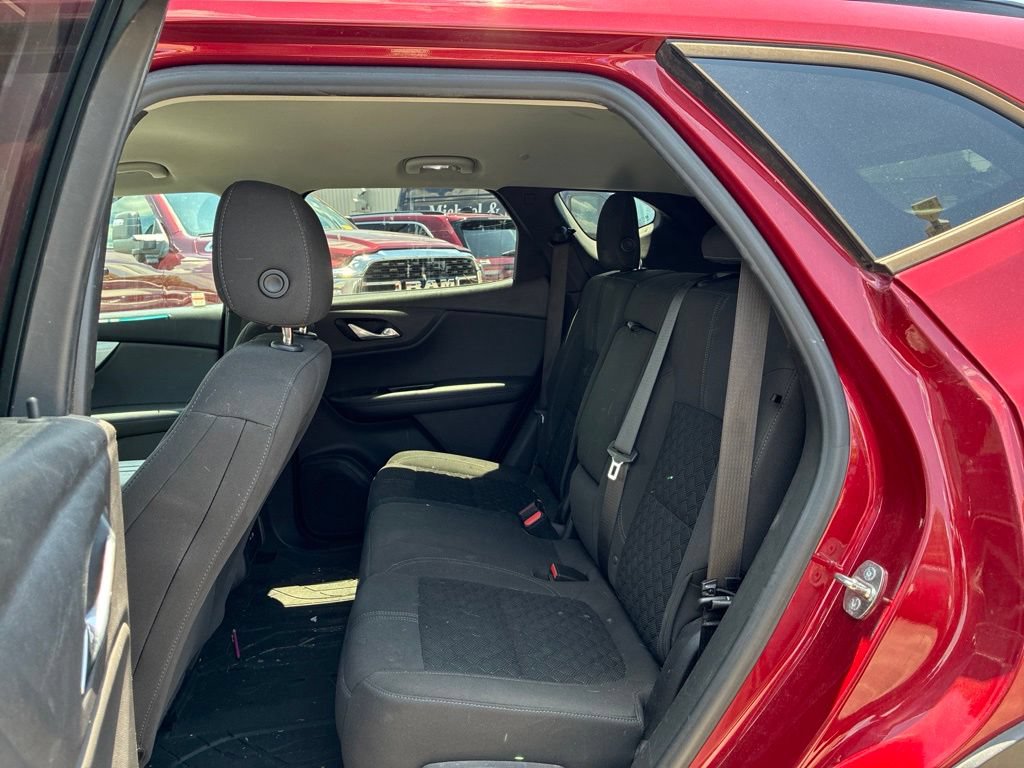 Used 2019 Chevrolet Blazer LT FWD image 19