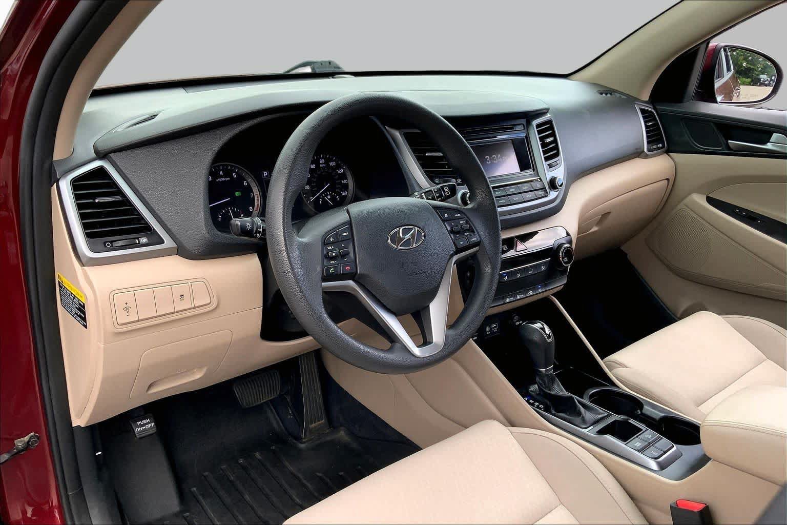 Used 2017 Hyundai Tucson SE w/ SE Popular Package 02 AWD/4WD image 18