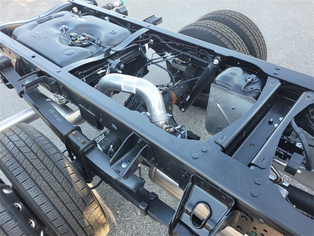 New 2026 RAM 3500 Tradesman w/ Chrome Appearance Group image 15