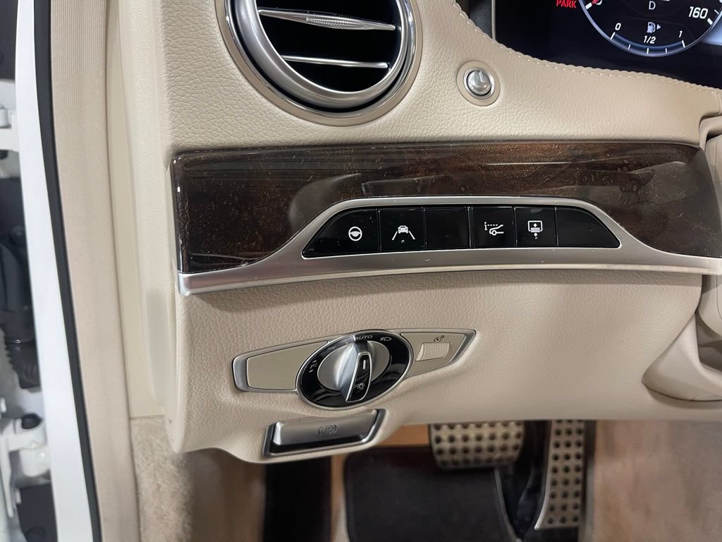 Certified 2019 Mercedes-Benz S 560 4MATIC Sedan image 19