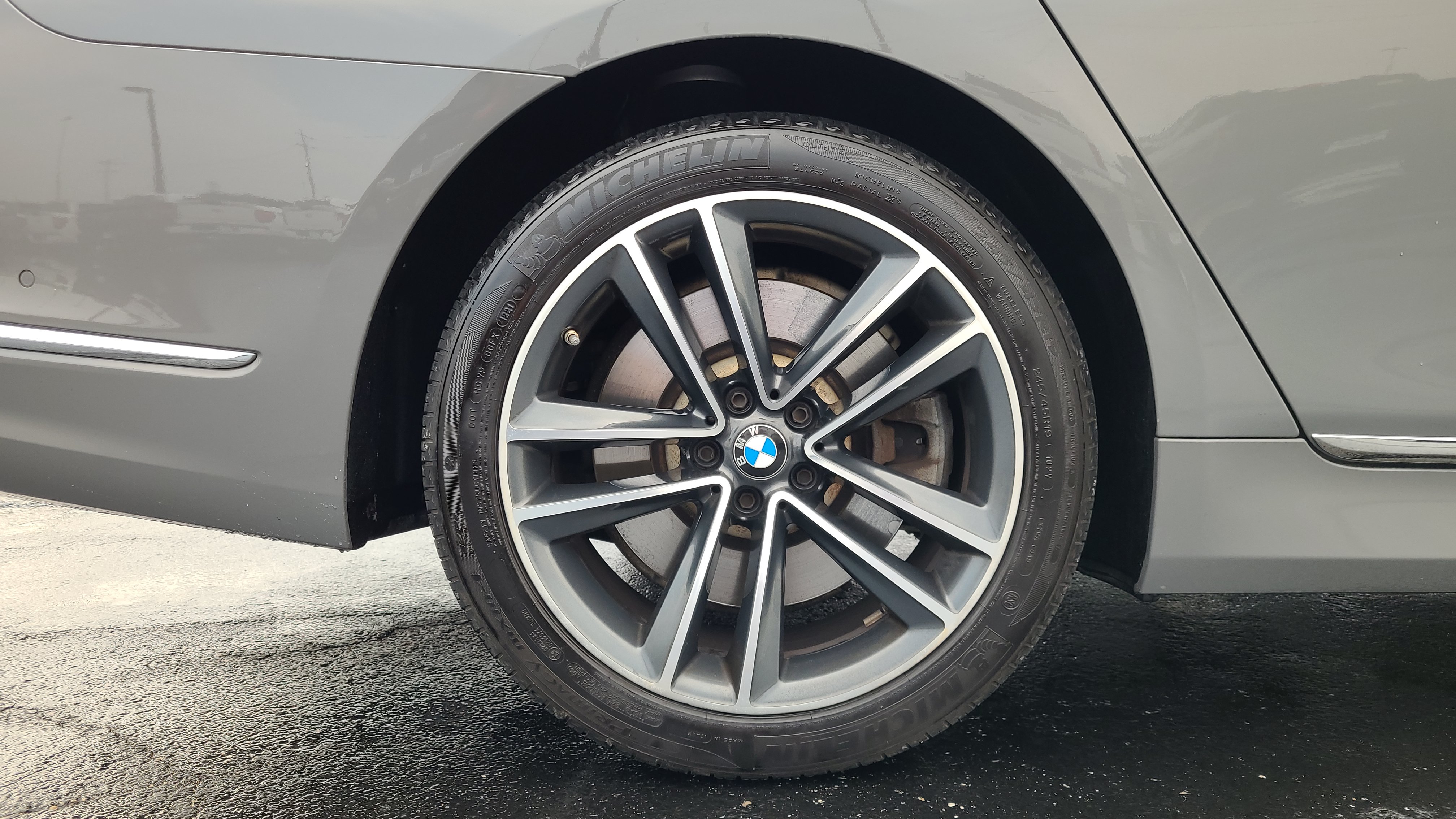 Used 2022 BMW 750i xDrive w/ Executive Package AWD/4WD image 11