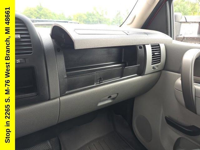 Used 2012 Chevrolet Silverado 2500 W/T w/ Snow Plow Prep Package AWD/4WD image 26