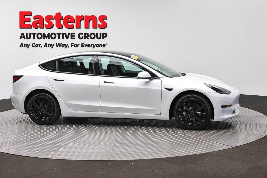 Used 2023 Tesla Model 3 Standard Range RWD image 4