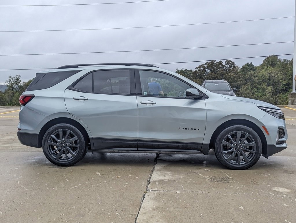 Used 2022 Chevrolet Equinox RS image 6