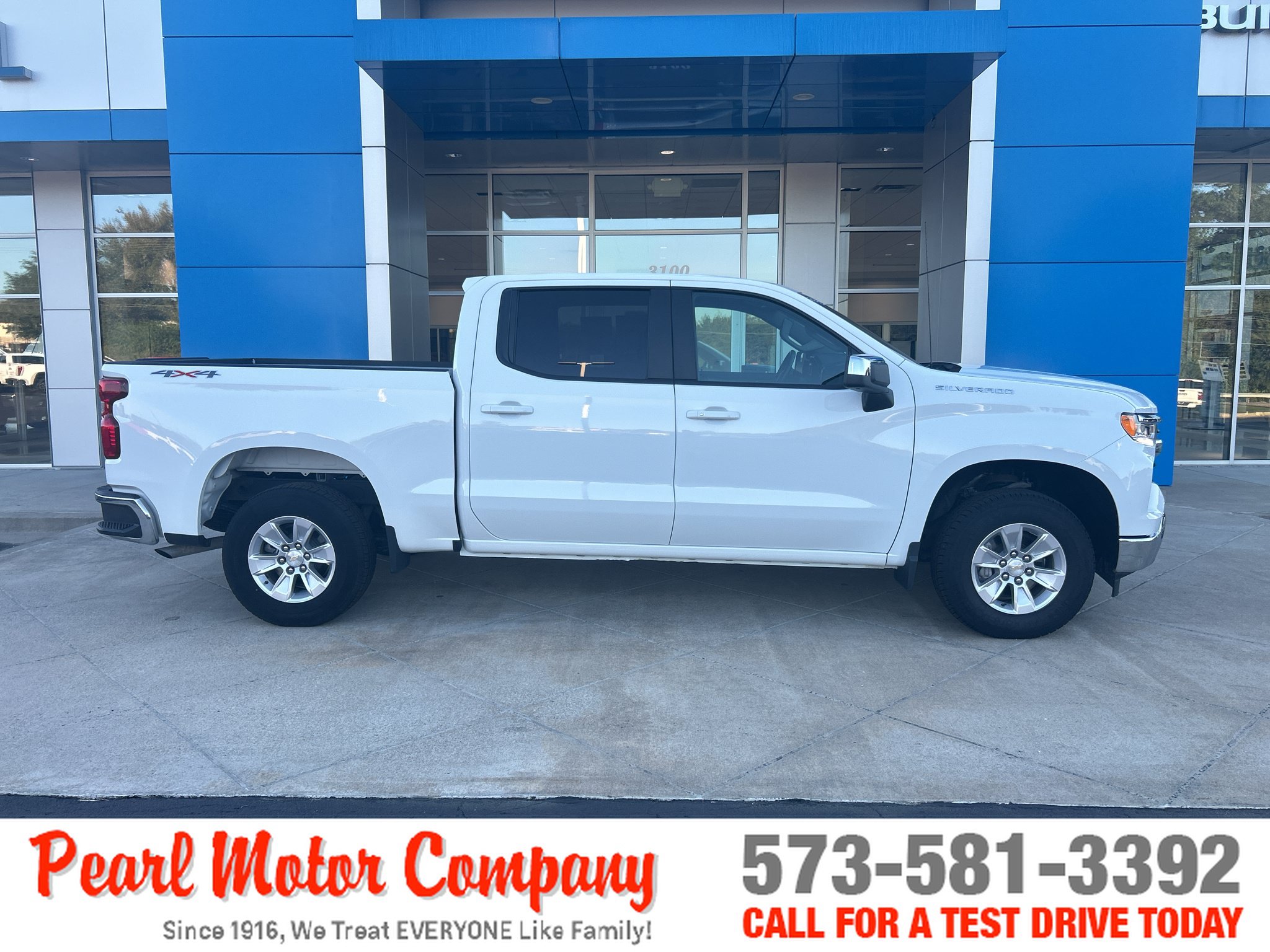Certified 2026 Chevrolet Silverado 1500 LT AWD/4WD image 3
