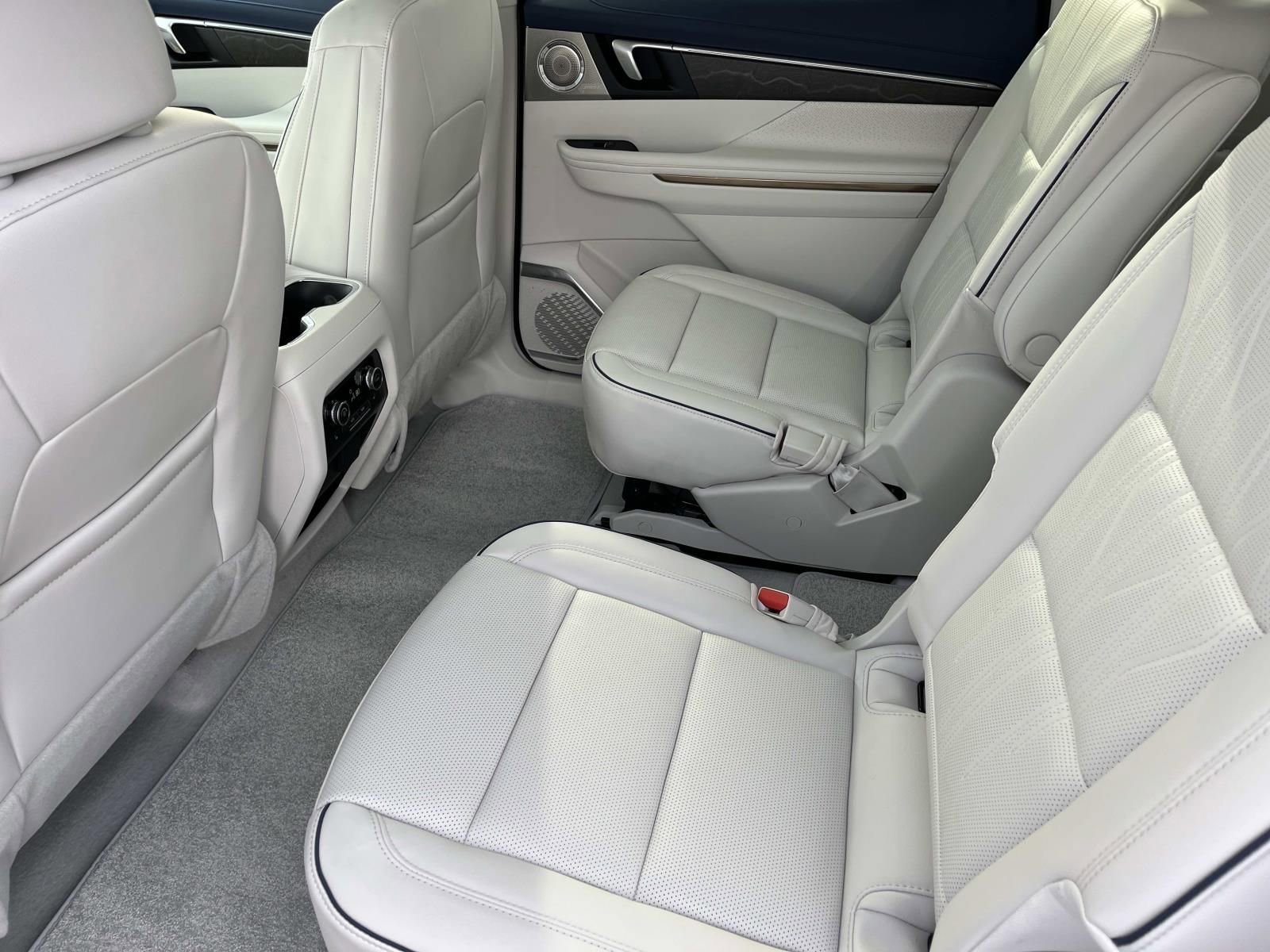 New 2026 Buick Enclave Avenir w/ Super Cruise Package AWD/4WD image 19
