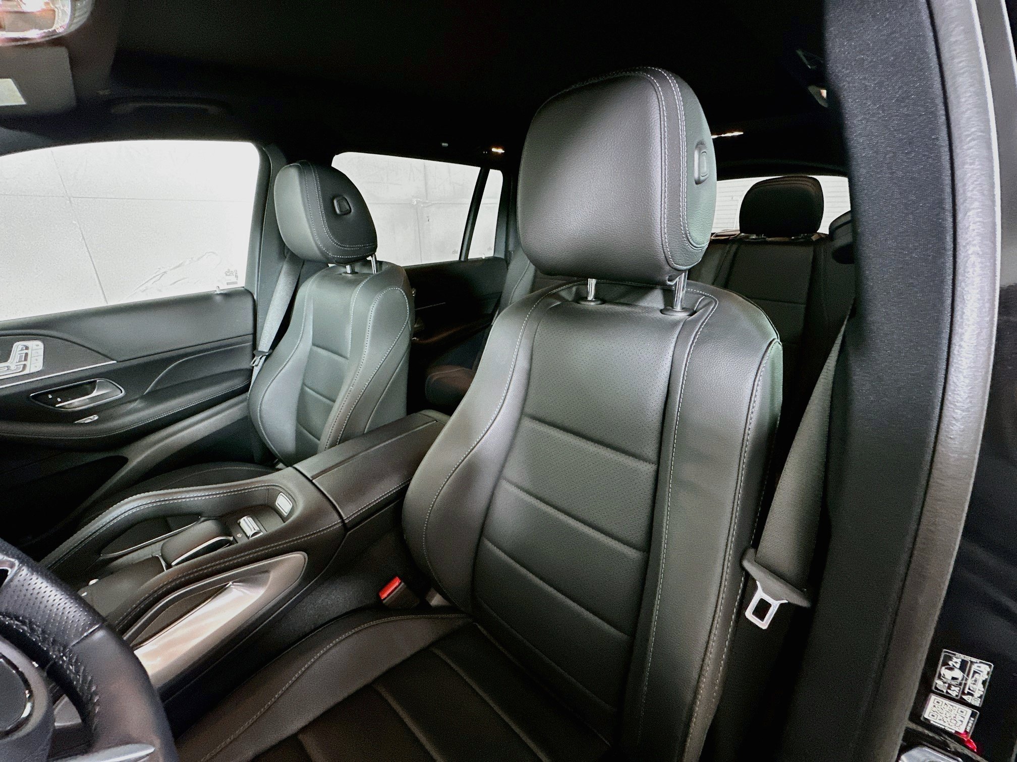Certified 2025 Mercedes-Benz GLS 450 4MATIC image 22