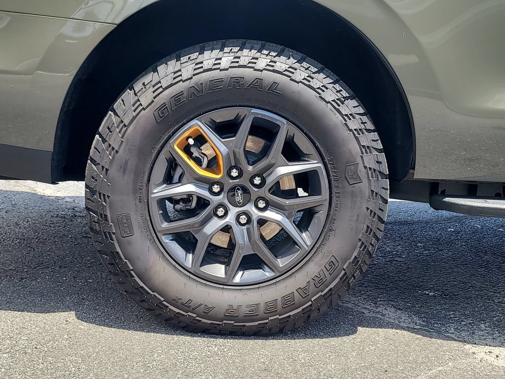 Certified 2025 Ford Expedition Tremor AWD/4WD image 5