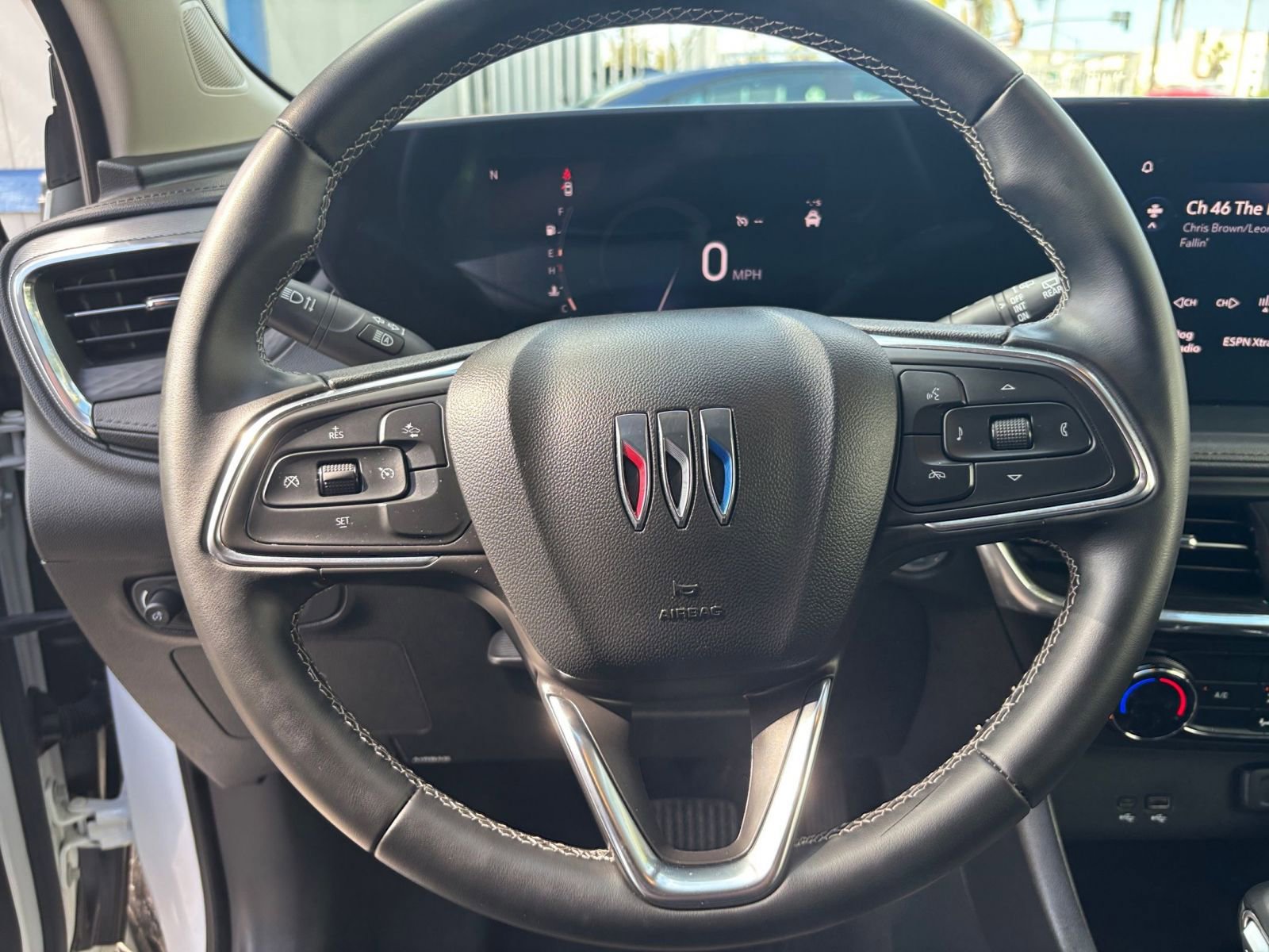Used 2025 Buick Encore GX Preferred FWD image 27