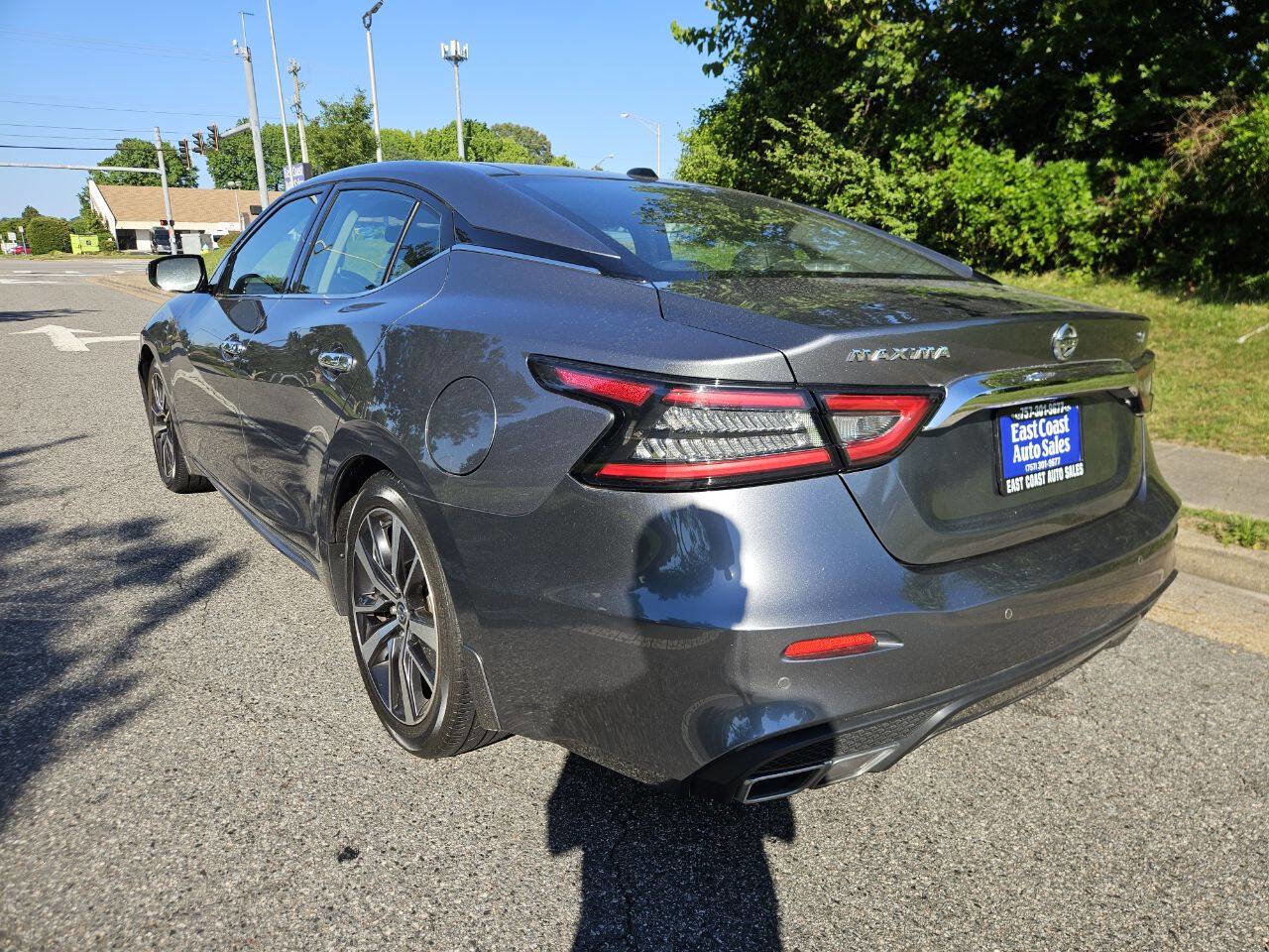 Used 2019 Nissan Maxima 3.5 SL w/ Floor Mat Group FWD image 4