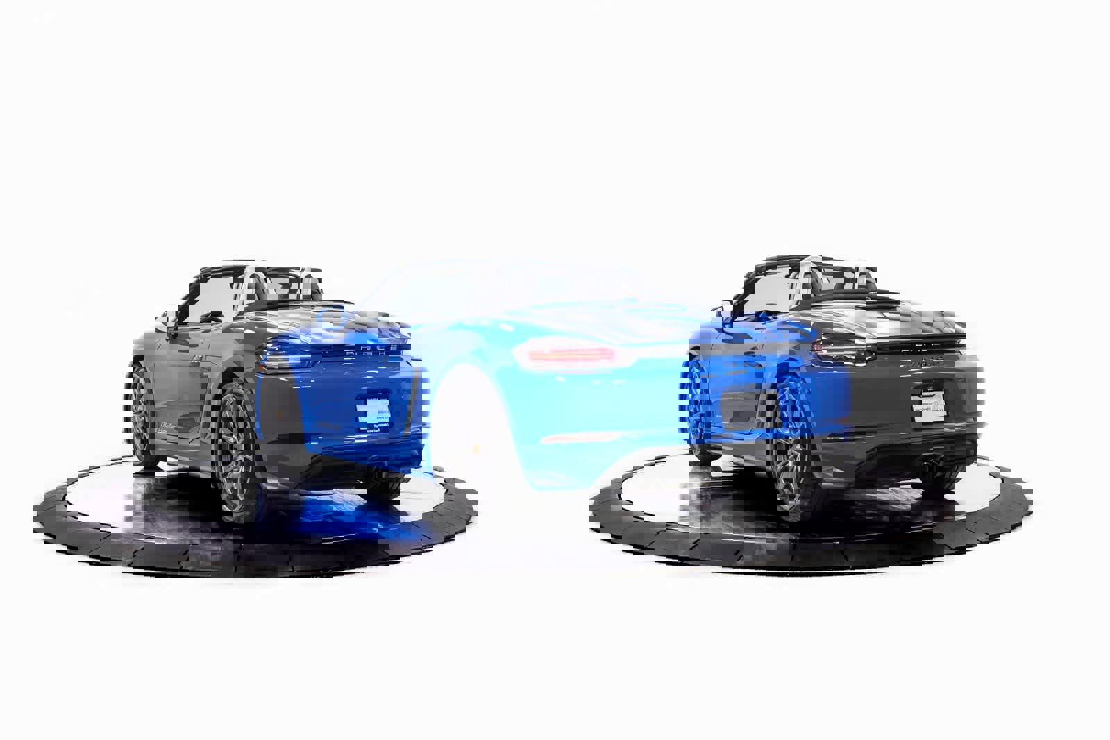 Certified 2025 Porsche 718 Boxster image 3