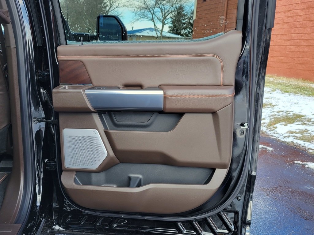 New 2025 Ford F250 King Ranch w/ Chrome Package image 39