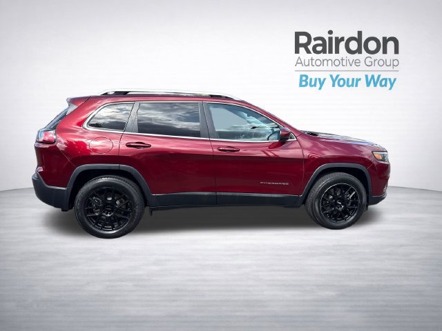 Used 2019 Jeep Cherokee Latitude Plus w/ Comfort/Convenience Group AWD/4WD image 8