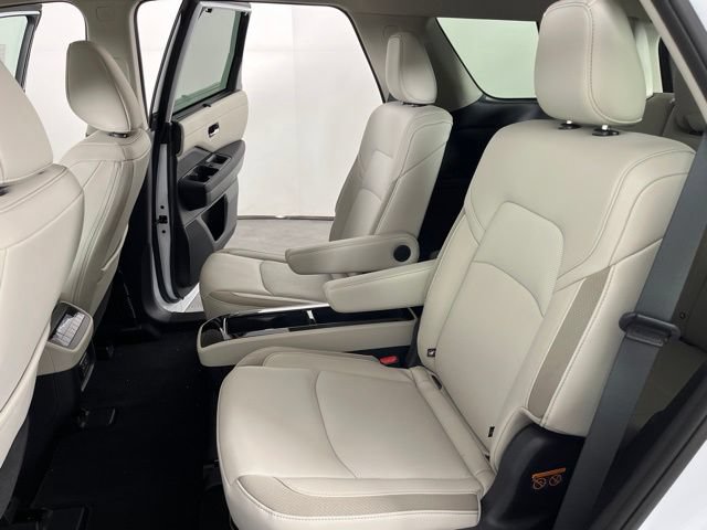 New 2026 Nissan Pathfinder SL w/ SL Premium Package FWD image 44