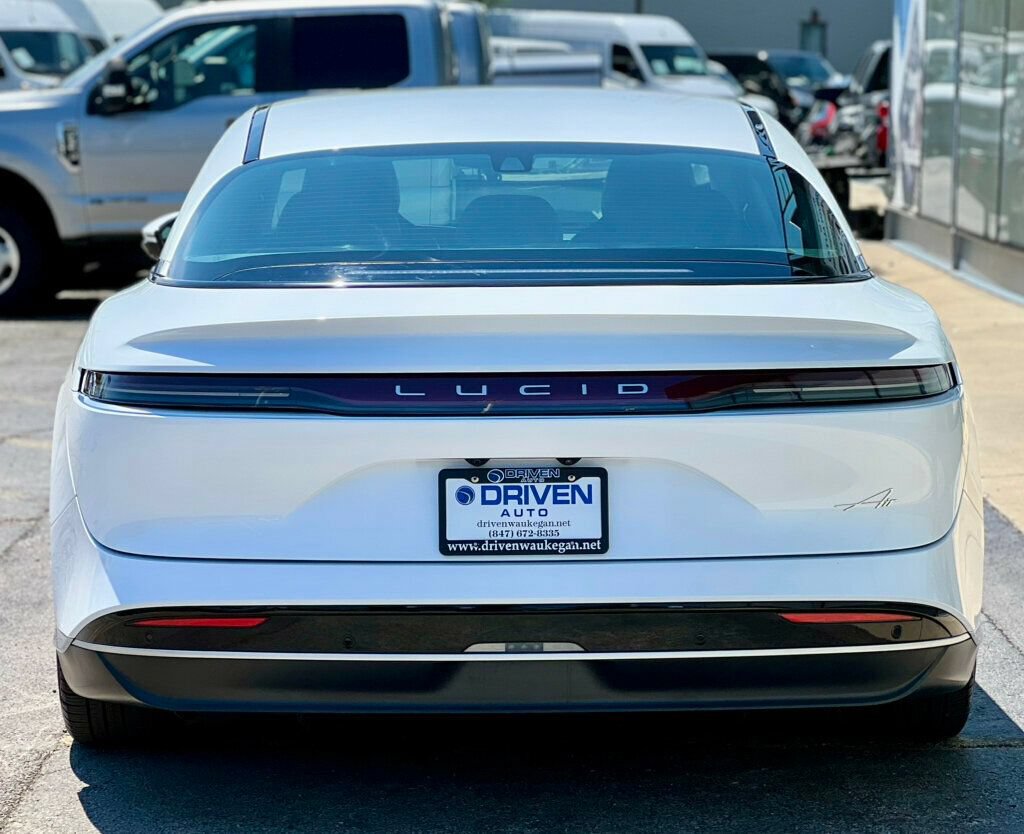 Used 2025 Lucid Air Pure RWD image 4