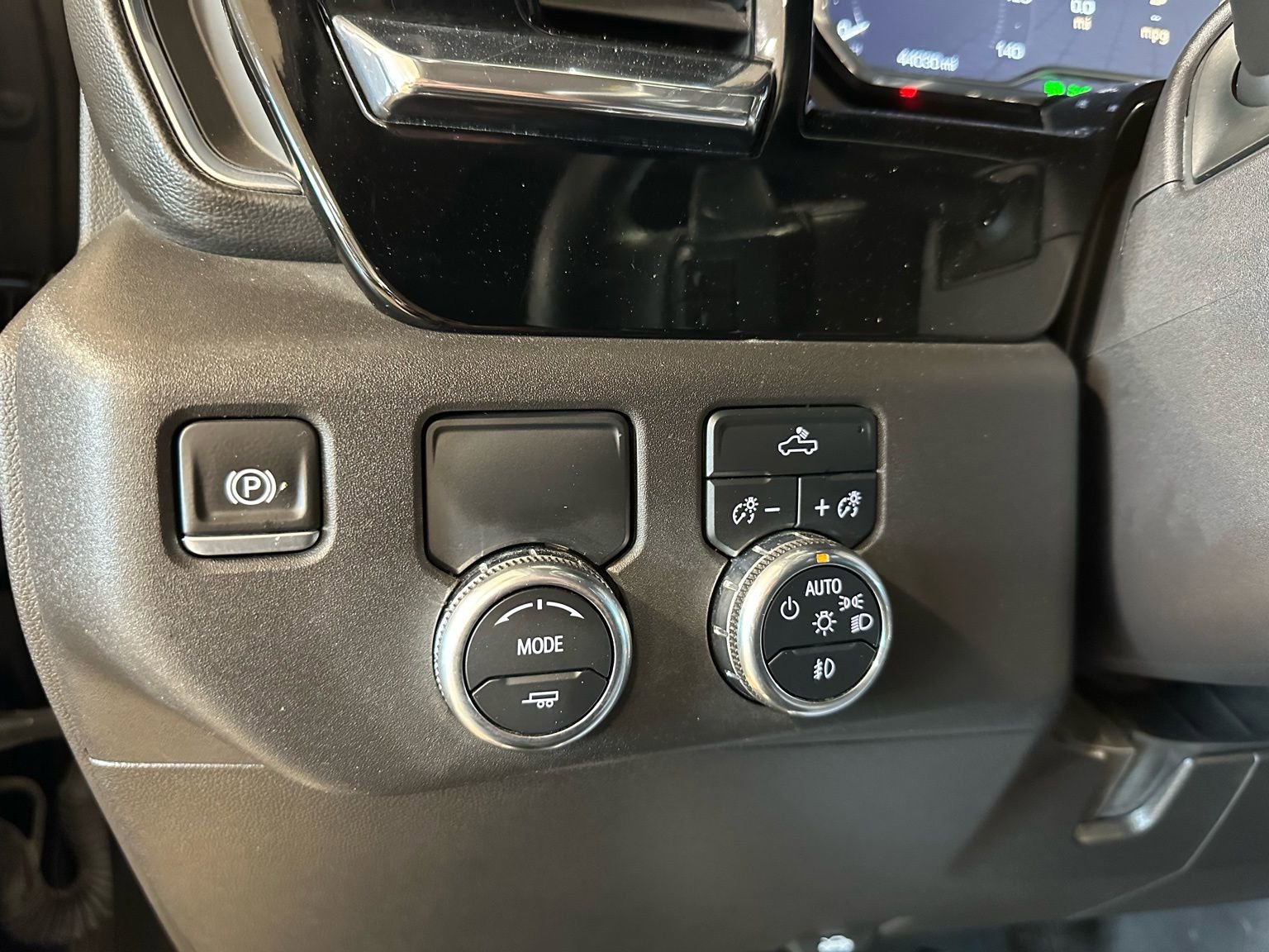 Used 2024 GMC Sierra 1500 Elevation image 22