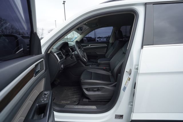 Used 2021 Volkswagen Atlas SE FWD image 11
