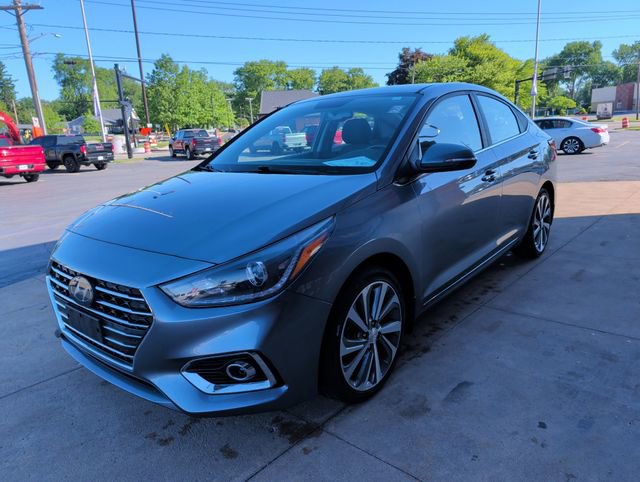 Used 2019 Hyundai Accent Limited FWD image 4
