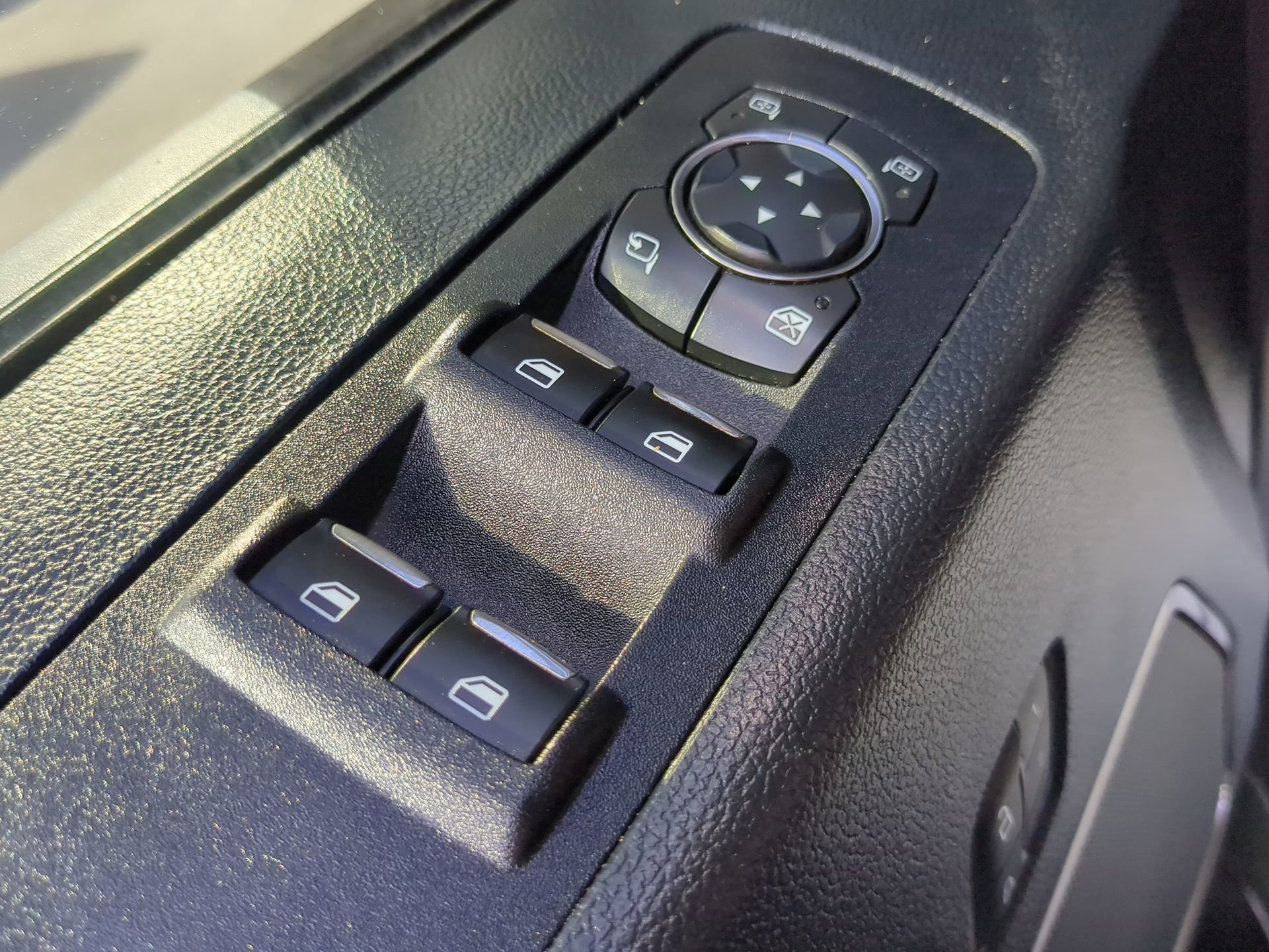 Certified 2020 Ford F150 Raptor w/ Equipment Group 802A Luxury image 47