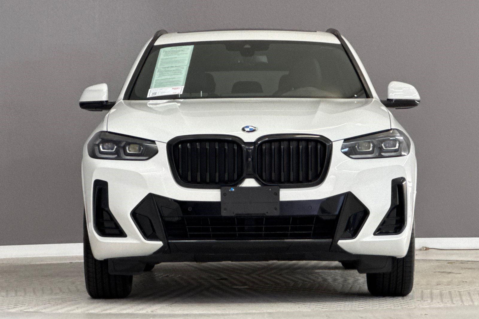 Used 2024 BMW X3 sDrive30i w/ Premium Package RWD image 6