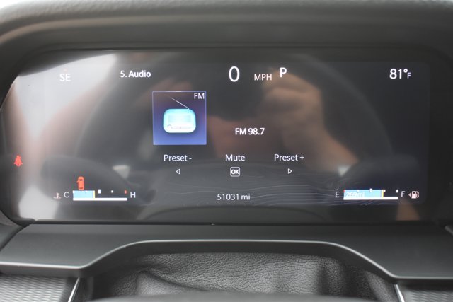 Used 2024 Jeep Grand Cherokee Altitude RWD image 21