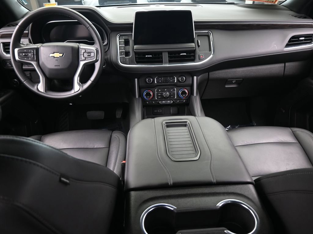 Used 2024 Chevrolet Suburban LT image 41