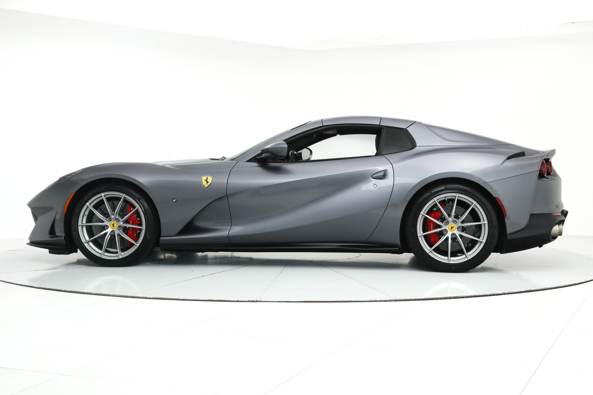 Certified 2021 Ferrari 812 GTS RWD image 7