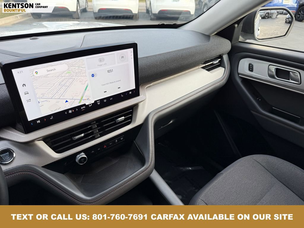Used 2025 Ford Explorer Active image 18