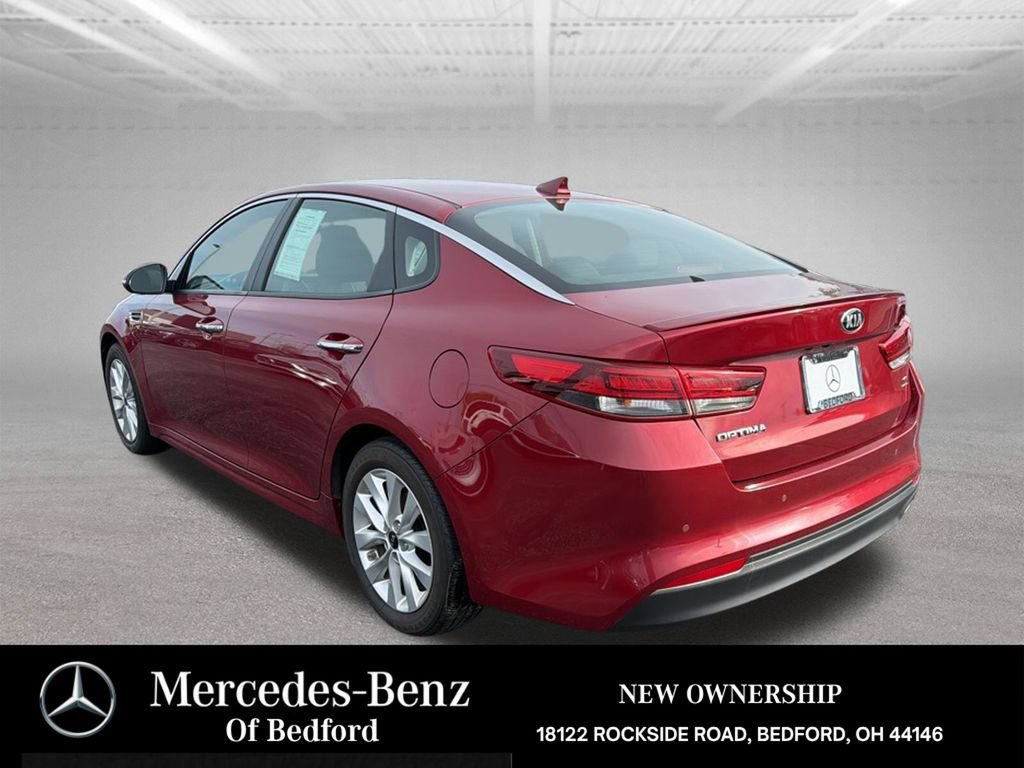 Used 2018 Kia Optima S FWD image 7