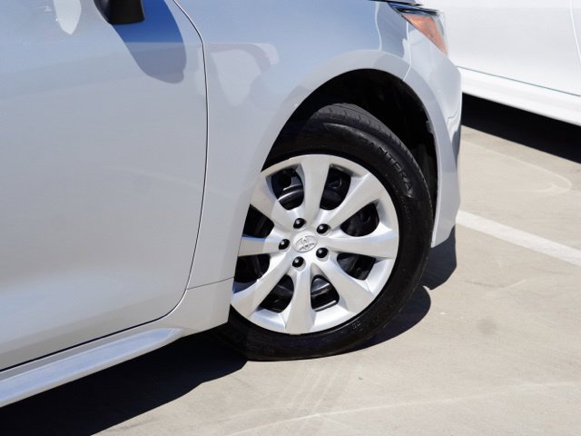 Used 2024 Toyota Corolla LE FWD image 10