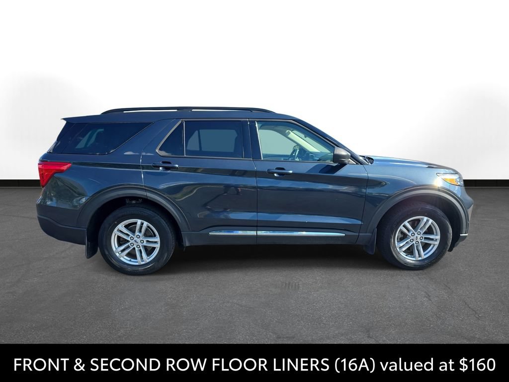Used 2022 Ford Explorer XLT AWD/4WD image 4
