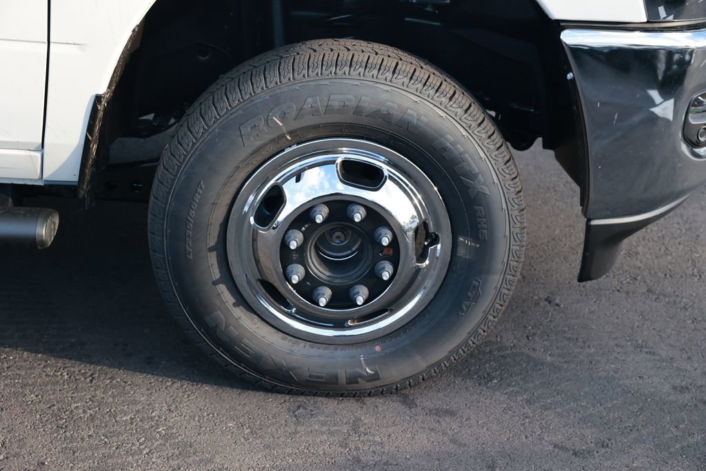 New 2026 RAM 3500 Tradesman AWD/4WD image 8