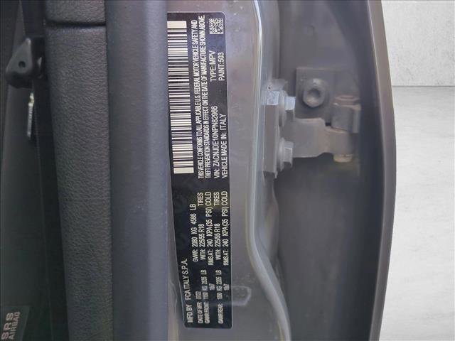 Used 2022 Jeep Renegade Altitude image 25