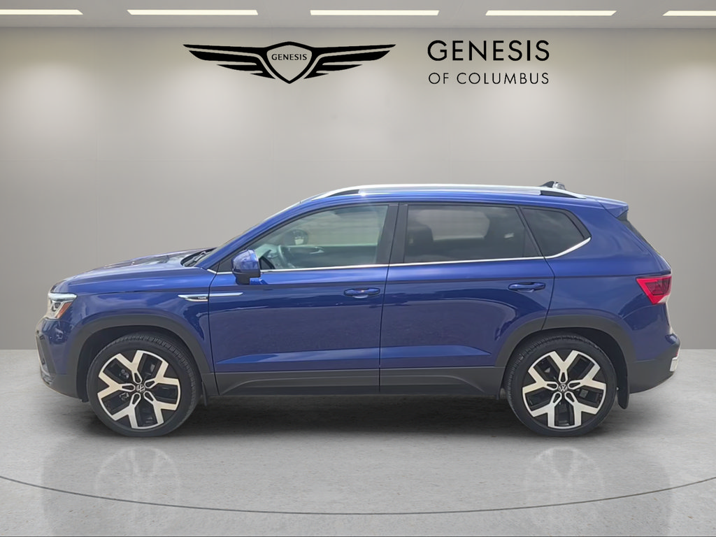 Used 2023 Volkswagen Taos SEL AWD/4WD image 2