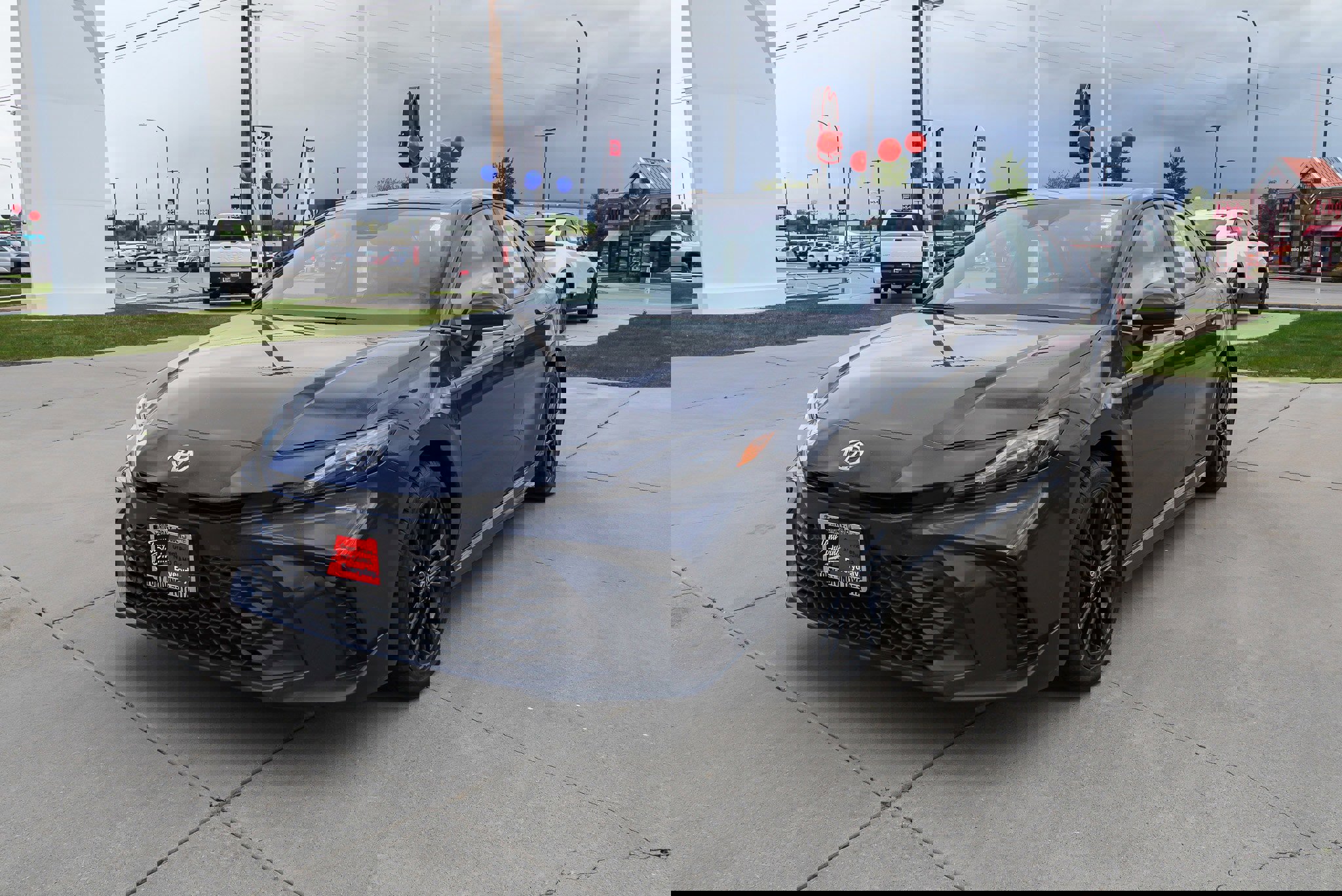 Certified 2025 Toyota Camry SE AWD/4WD image 4