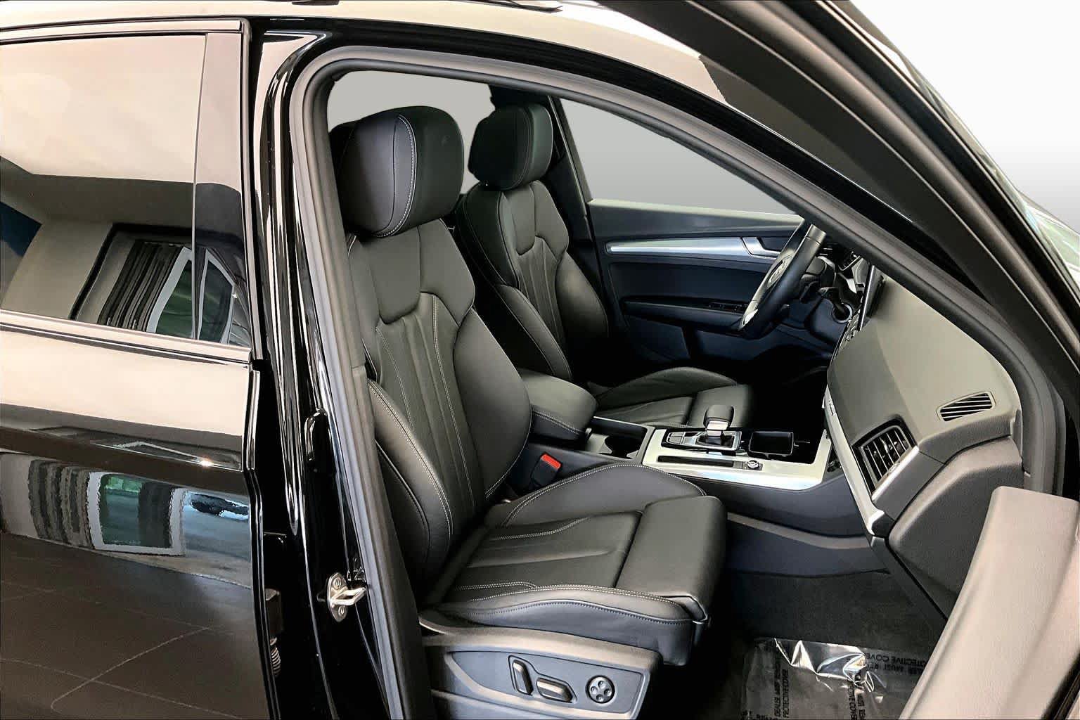 Used 2025 Audi Q5 2.0T Premium AWD/4WD image 9
