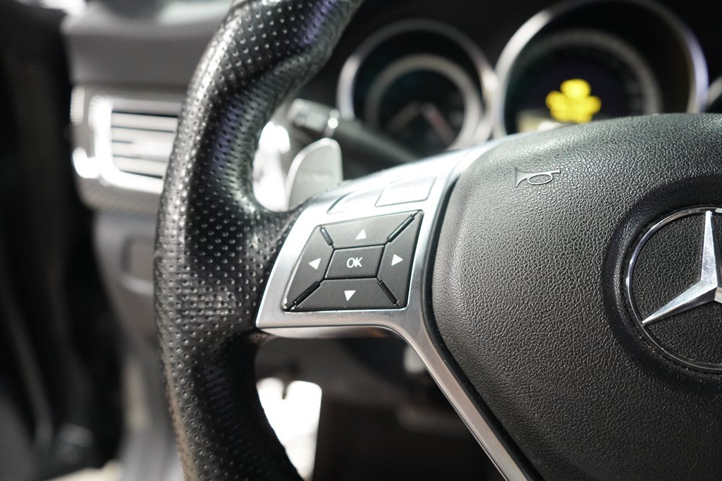 Used 2012 Mercedes-Benz CLS 63 AMG image 29