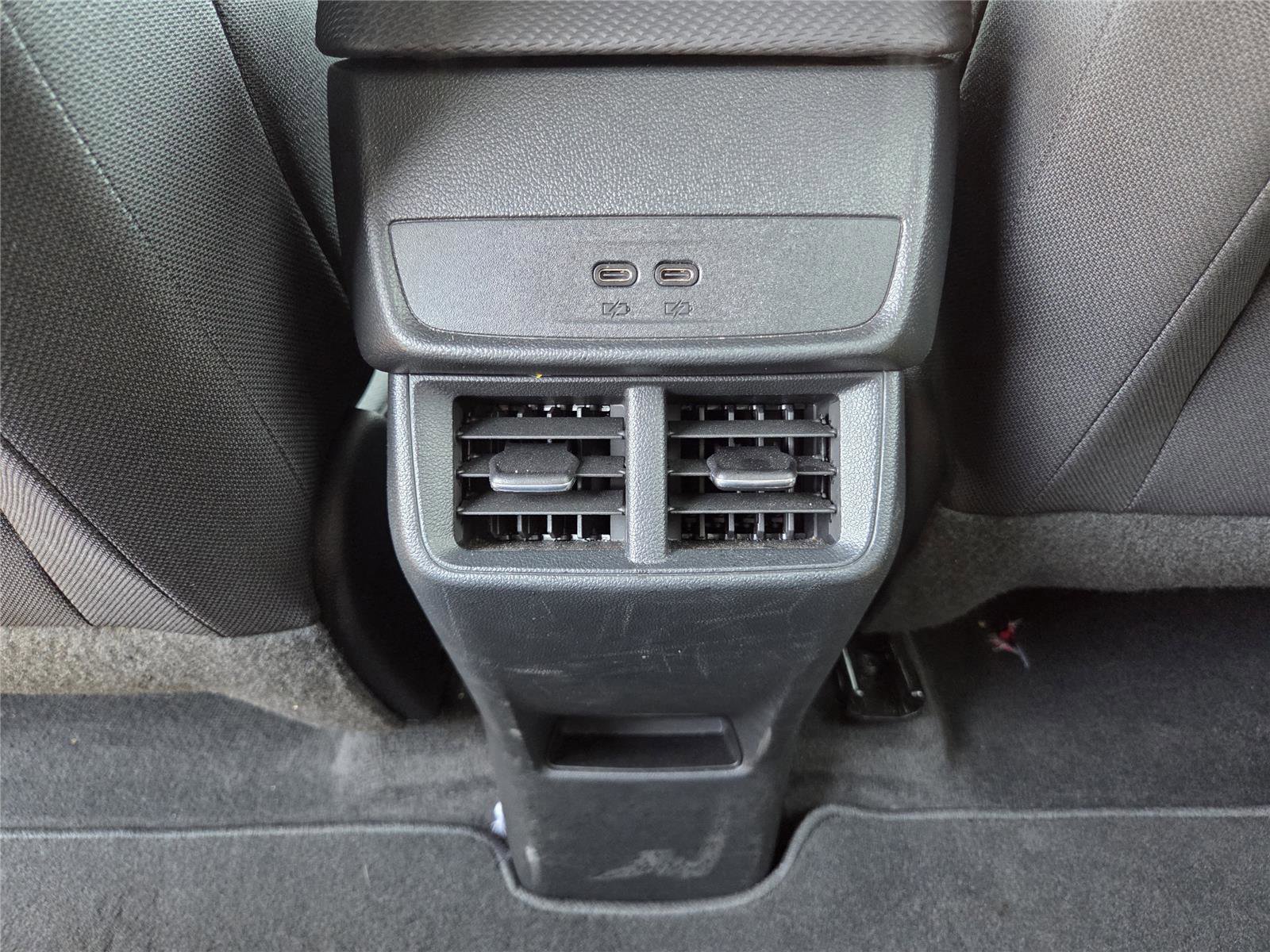 Used 2026 Chevrolet Equinox LT FWD image 21