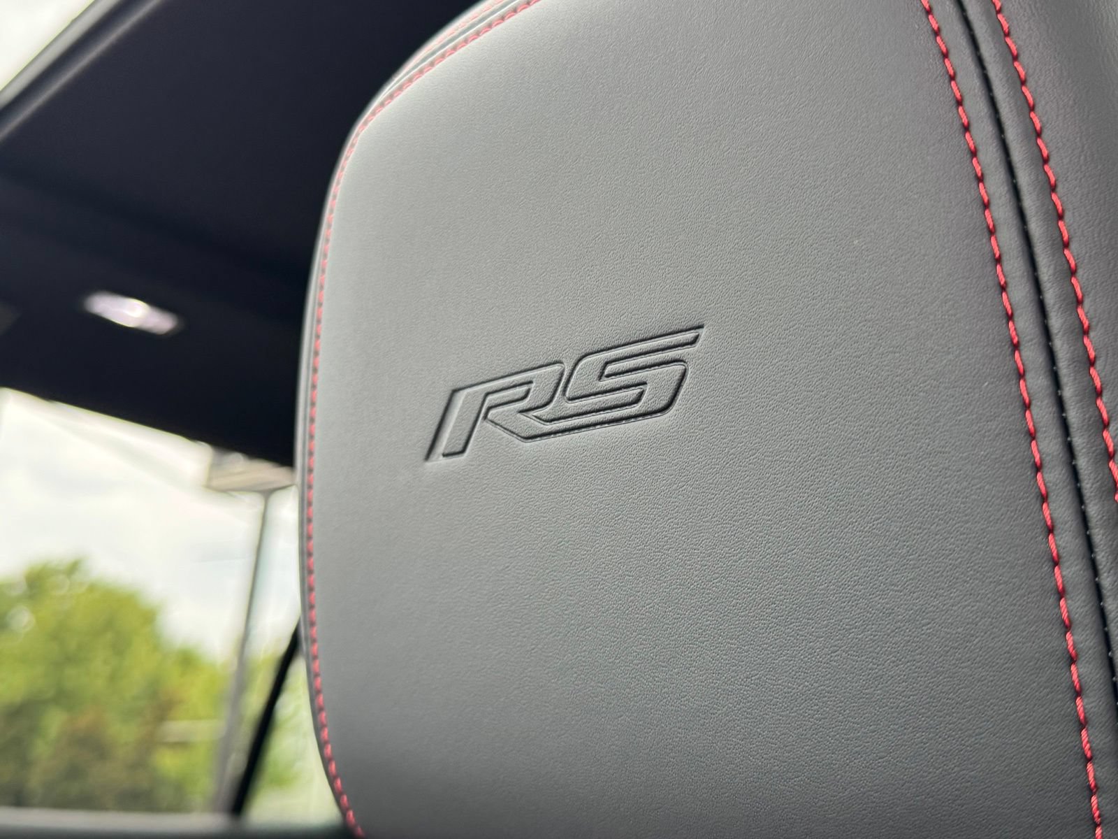 New 2027 Chevrolet Traverse RS AWD/4WD image 17