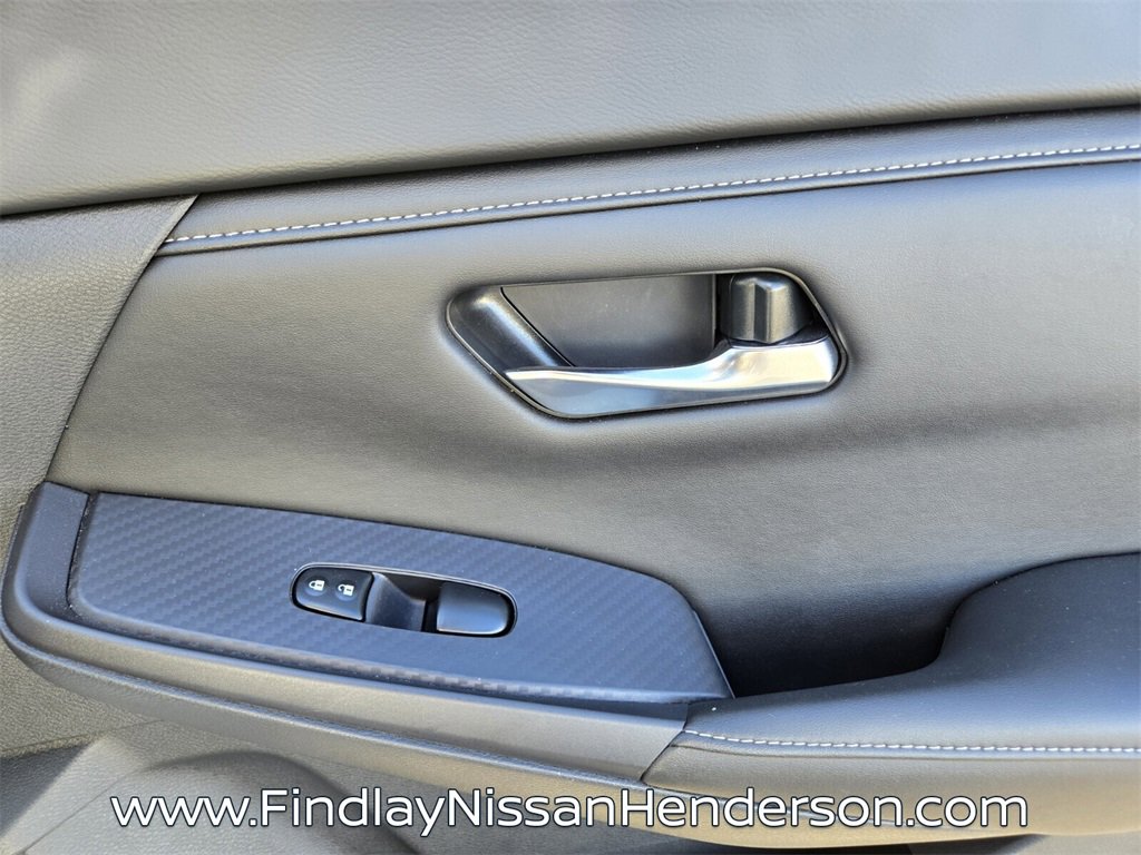 Used 2023 Nissan Sentra SV image 18