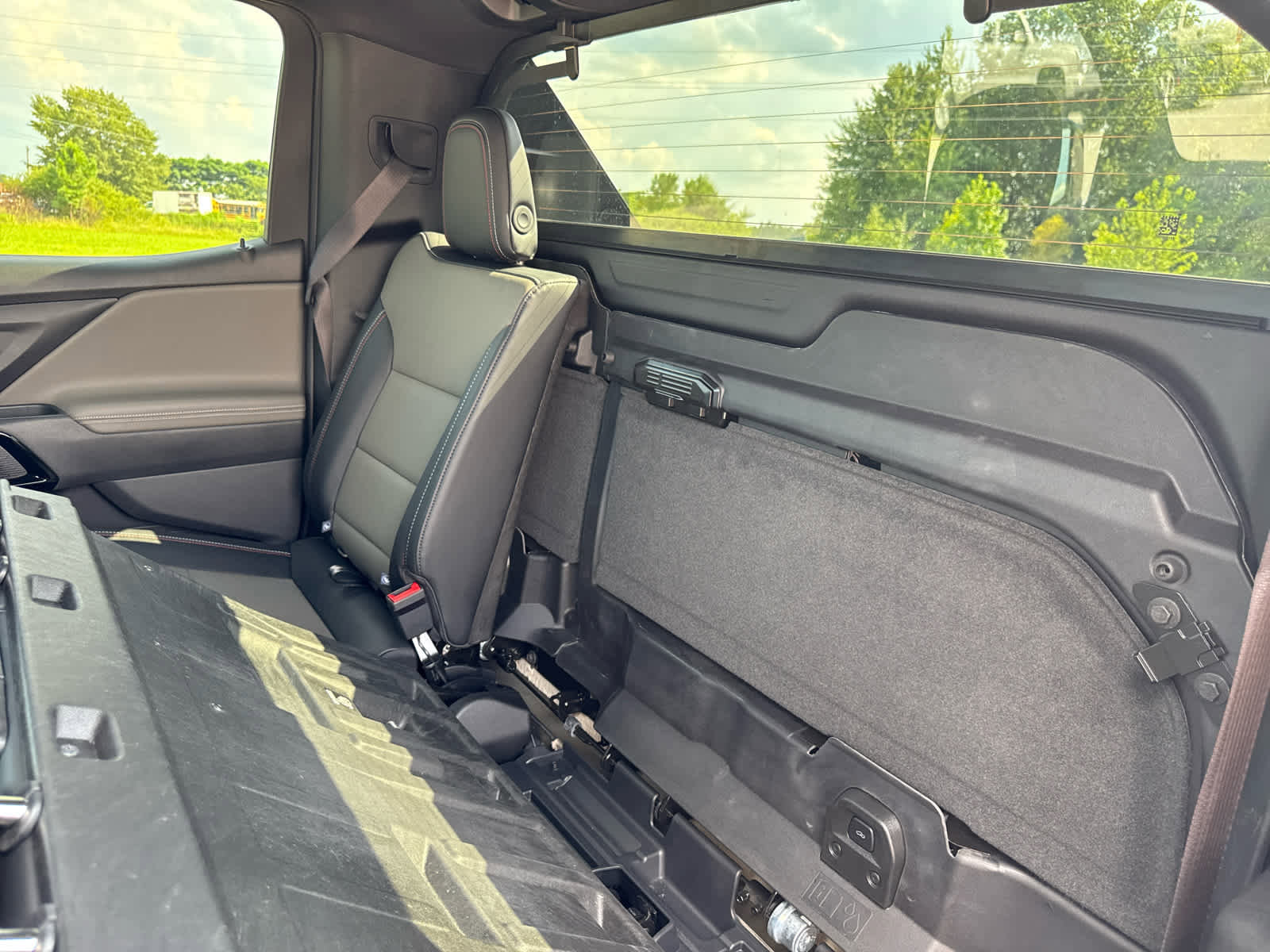 New 2026 Chevrolet Silverado EV Trail Boss w/ Premium Package image 18