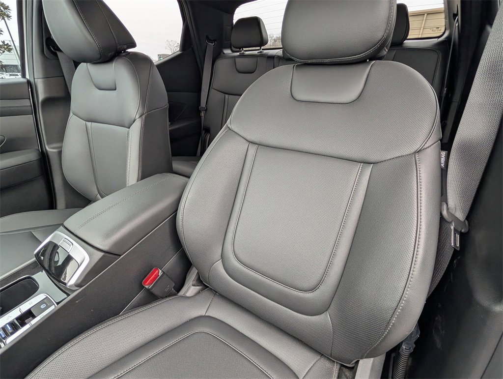 Certified 2025 Hyundai Santa Cruz SEL image 21