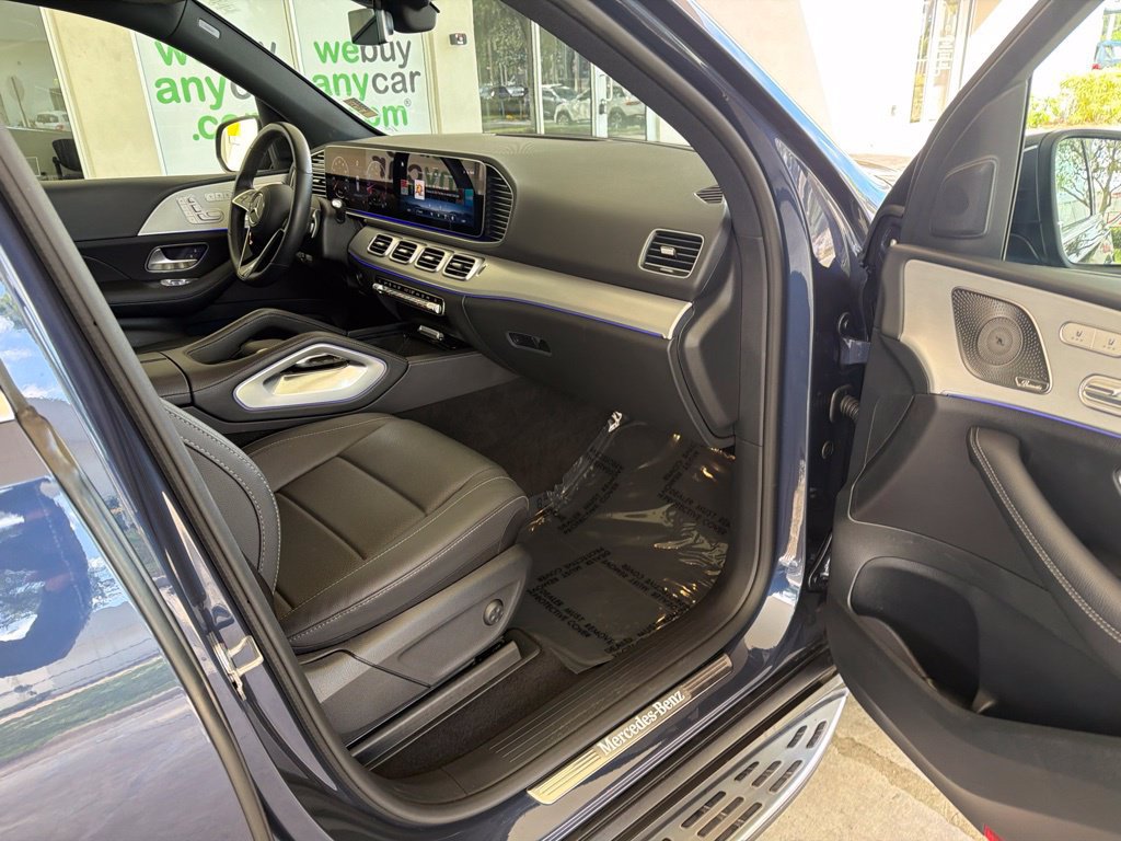 Used 2026 Mercedes-Benz GLE 350 4MATIC w/ Winter Package image 27