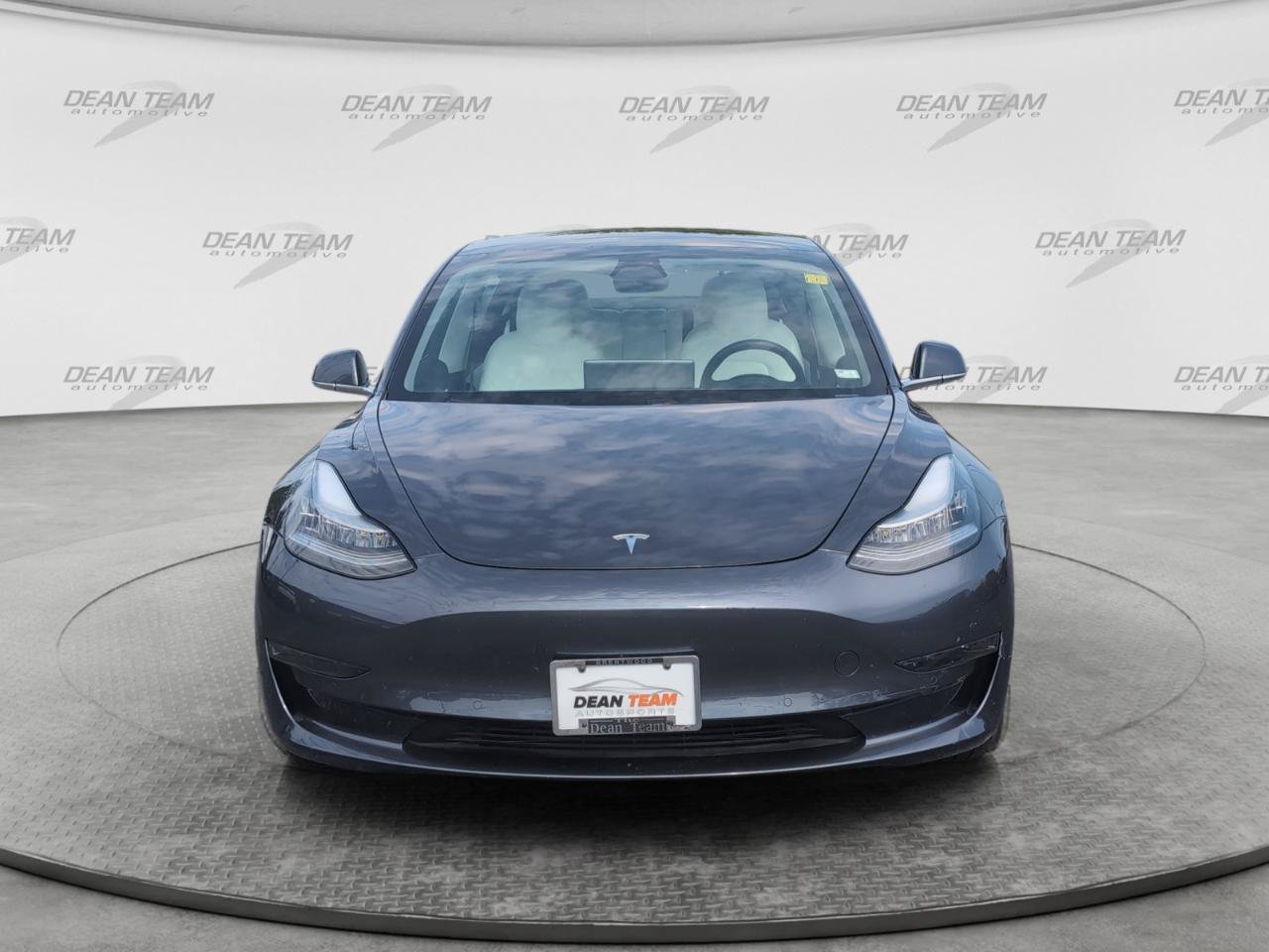 Used 2019 Tesla Model 3 Long Range RWD image 2
