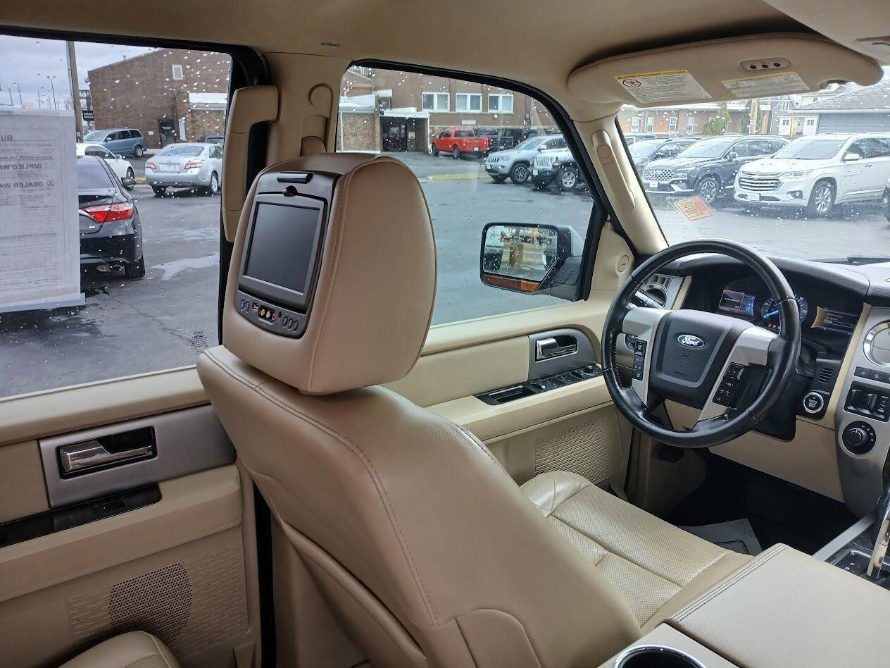Used 2016 Ford Expedition Limited AWD/4WD image 12