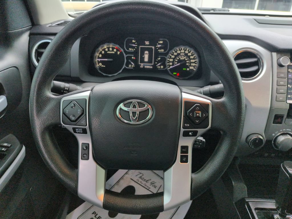 Used 2020 Toyota Tundra SR5 w/ SR5 Convenience Package AWD/4WD image 14