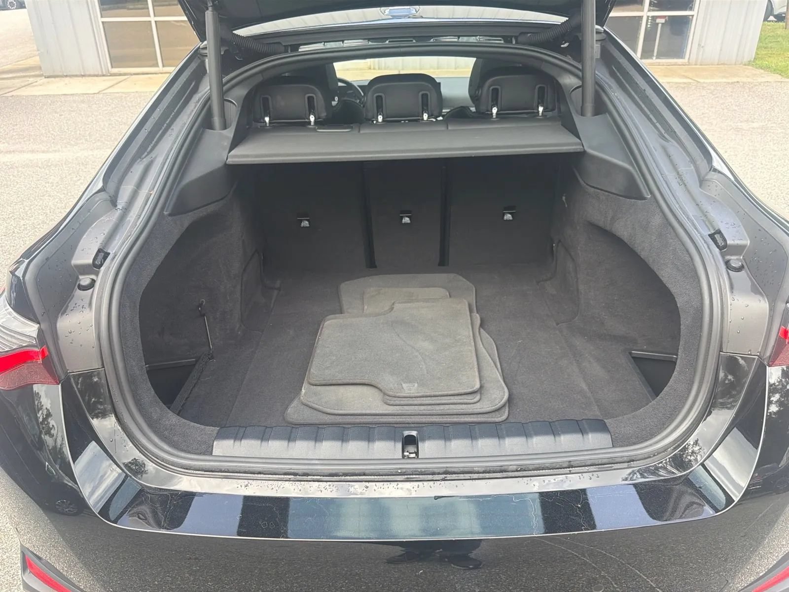 Used 2023 BMW i4 eDrive35 RWD image 19