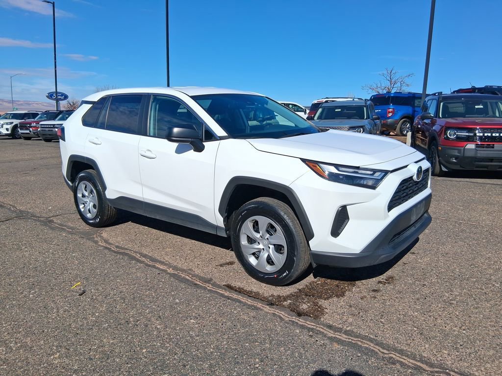 Used 2024 Toyota RAV4 LE image 7