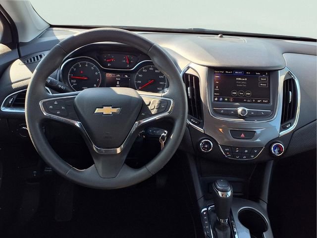 Certified 2019 Chevrolet Cruze LT FWD image 4
