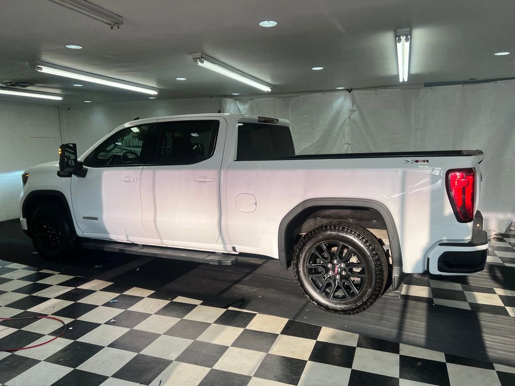 Used 2023 GMC Sierra 1500 Elevation w/ X31 Off-Road Package AWD/4WD image 10
